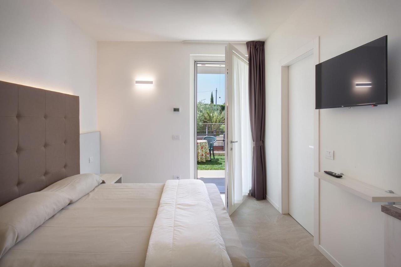 Villa Aurora-Holiday Home Apt3 巴多利诺 外观 照片