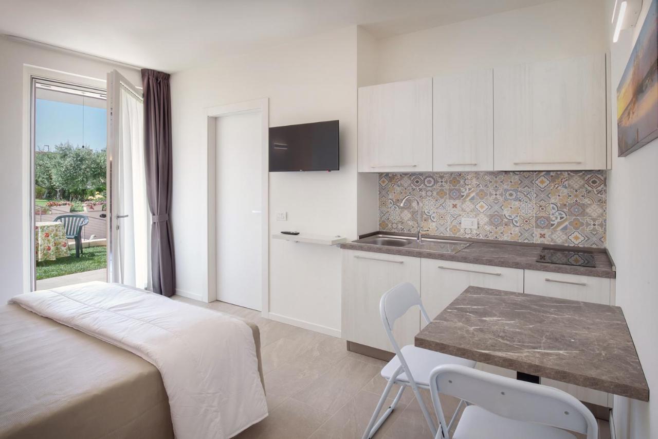Villa Aurora-Holiday Home Apt3 巴多利诺 外观 照片